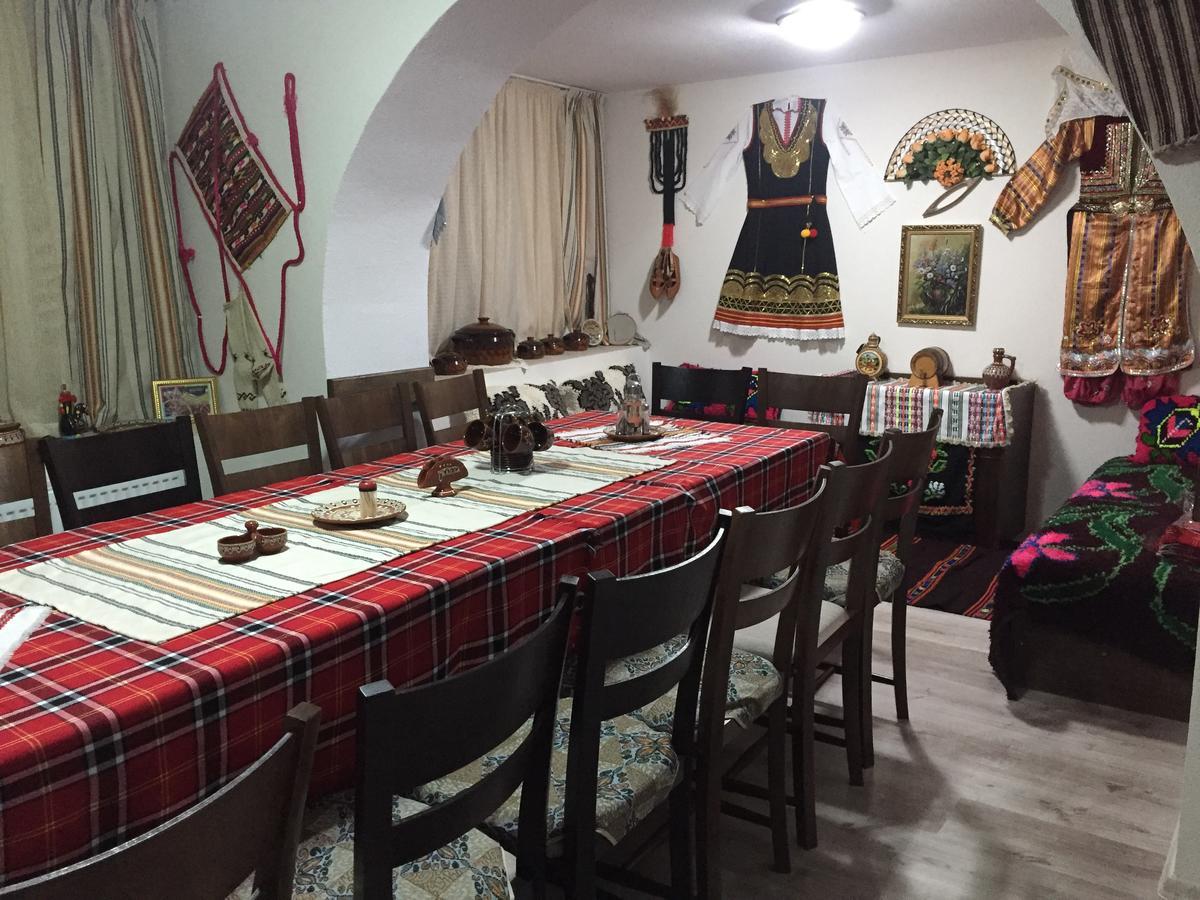 Elenite Guesthouse Gotse Delchev Esterno foto
