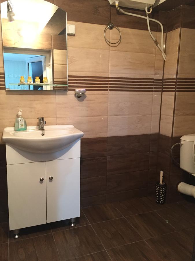Elenite Guesthouse Gotse Delchev Esterno foto