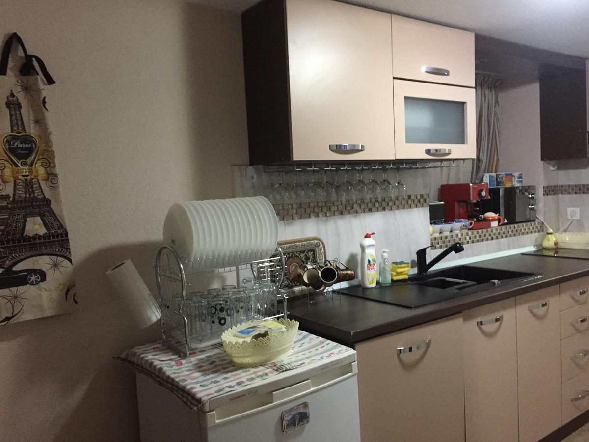 Elenite Guesthouse Gotse Delchev Esterno foto