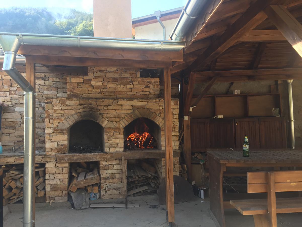 Elenite Guesthouse Gotse Delchev Esterno foto